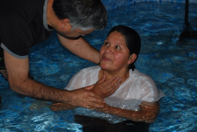 bautismo_mujer mediana edad [640x480]