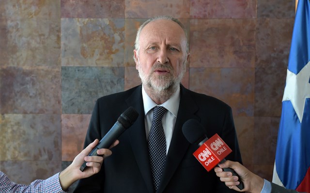 Ministro-Prokurica-destaca-la-sextuplicación-de-excedentes-de-Codelco-en-2017 [640x480]