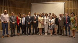 grupal-todos-al-aula.jpg__1440x2000_q70_subsampling-2