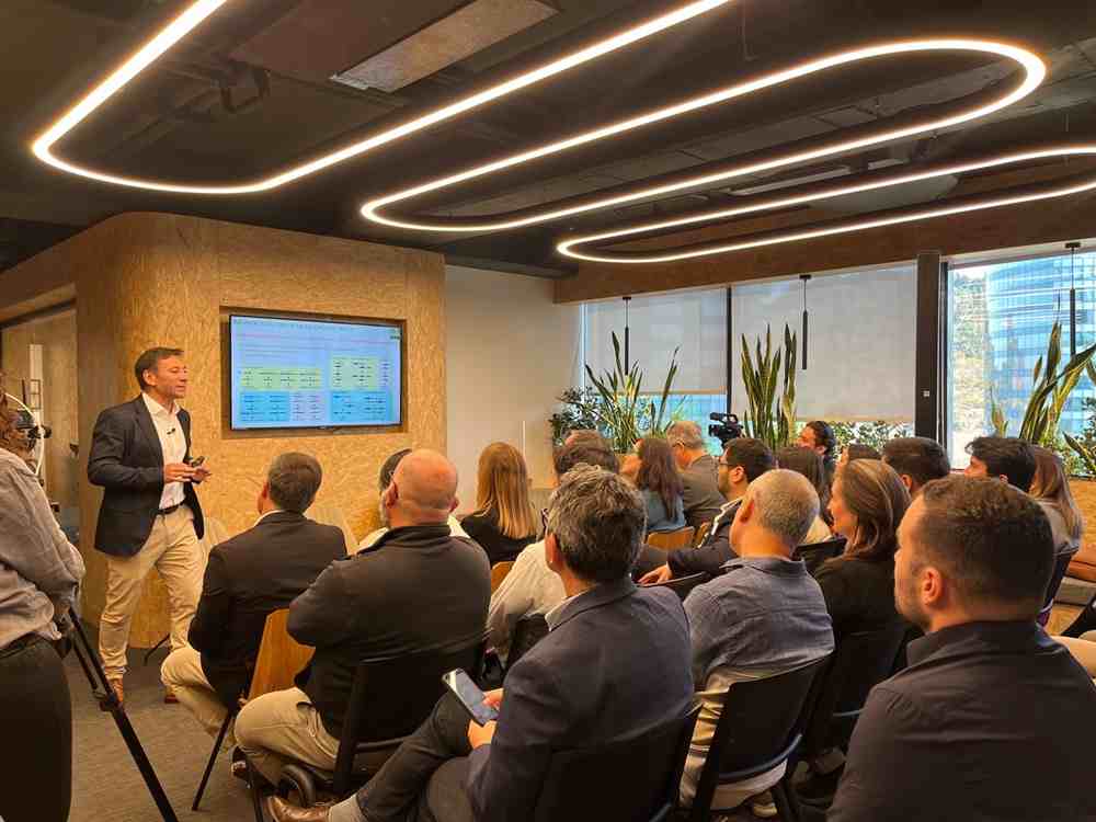 jhjkhkjhj-compressed